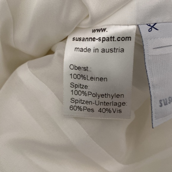 Susanne Spatt lace trimmed Blazer in white made in Salzburg. - Picture 8 of 9